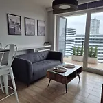Wsrod 1000cy Swiatel - Prywatny Parking - Duzy Balkon - Piekny Widok Noca Na Panorame Tysiaclecia Apartment *