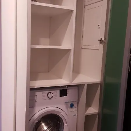 Wsrod 1000cy Swiatel - Z Parkingiem W Hali Garazowej- Duzy Balkon - Piekny Widok Noca Na Panorame Tysiaclecia * 카토비체