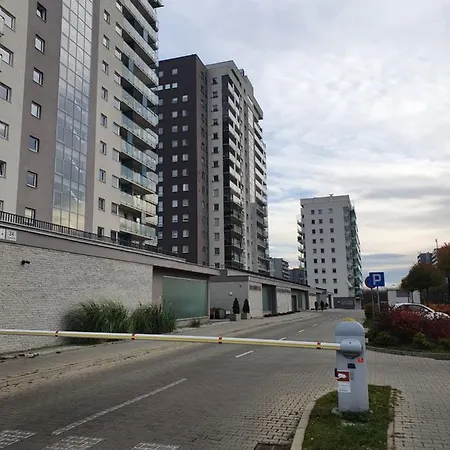 Wsrod 1000cy Swiatel - Prywatny Parking - Duzy Balkon - Piekny Widok Noca Na Panorame Tysiaclecia Διαμέρισμα *