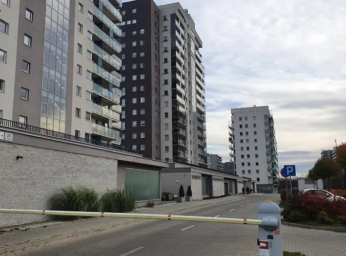 Wsrod 1000cy Swiatel - Prywatny Parking - Duzy Balkon - Piekny Widok Noca Na Panorame Tysiaclecia Appartement *