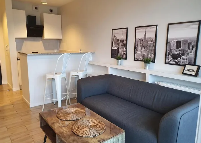 Wsrod 1000cy Swiatel - Prywatny Parking - Duzy Balkon - Piekny Widok Noca Na Panorame Tysiaclecia Appartement Katowice