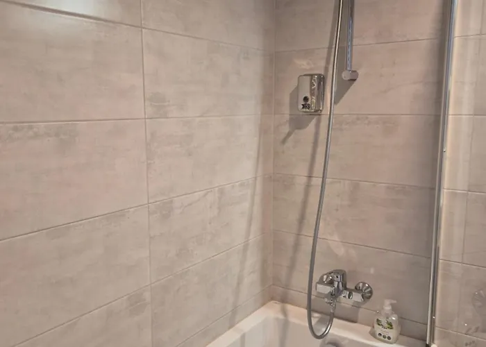 Wsrod 1000cy Swiatel - Prywatny Parking - Duzy Balkon - Piekny Widok Noca Na Panorame Tysiaclecia Appartement Katowice